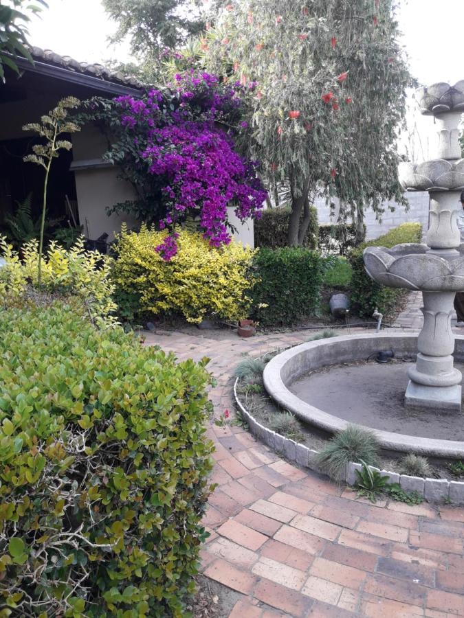 Quinta La Gardenia Hotel Puembo Bagian luar foto